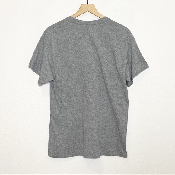 Detroit vs. Everybody Gray Eminem Rapper Tee - Picture 2 of 4